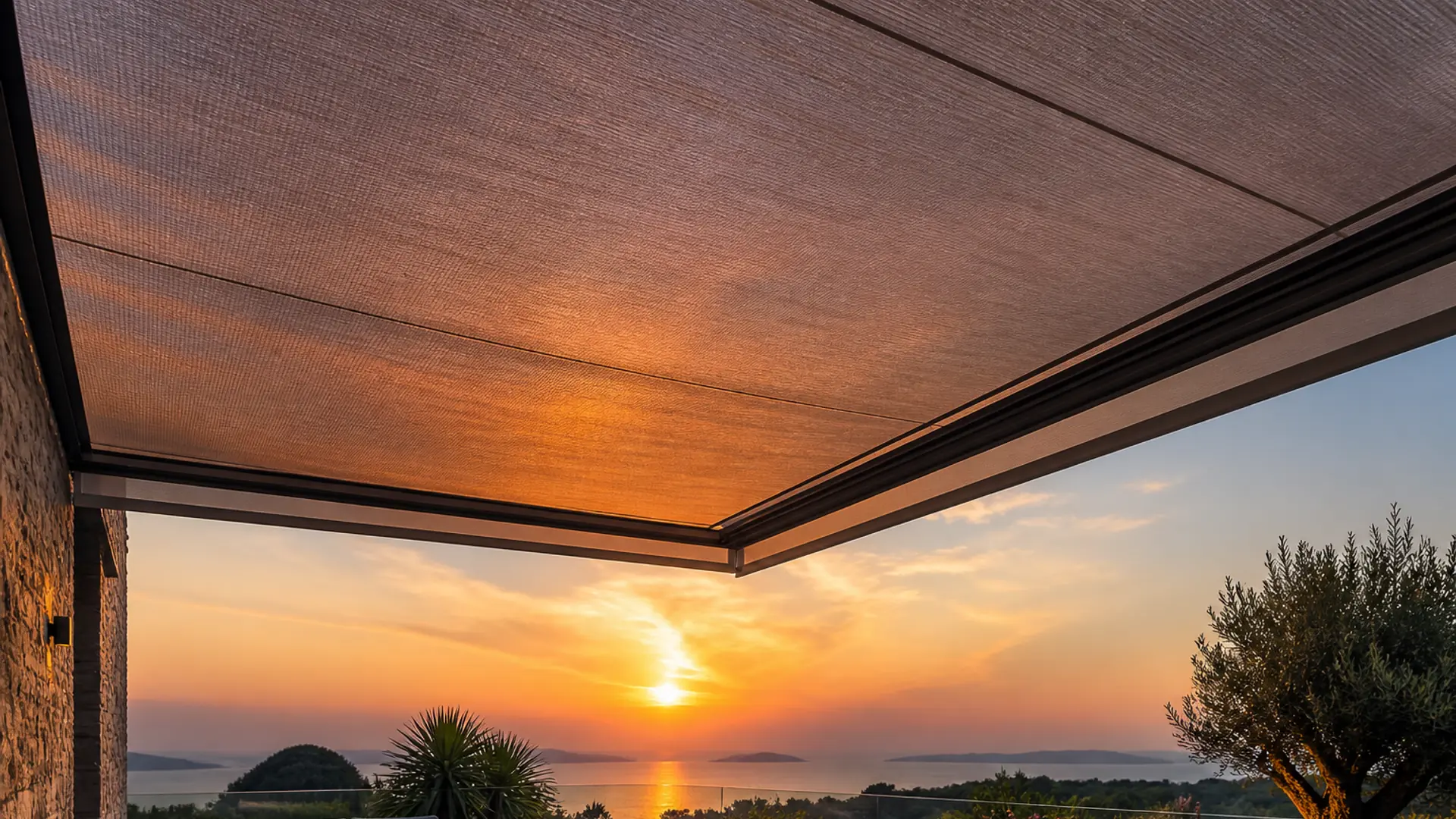 Aydın tavan zip teras gölgelendirme — Lumina Cam Balkon